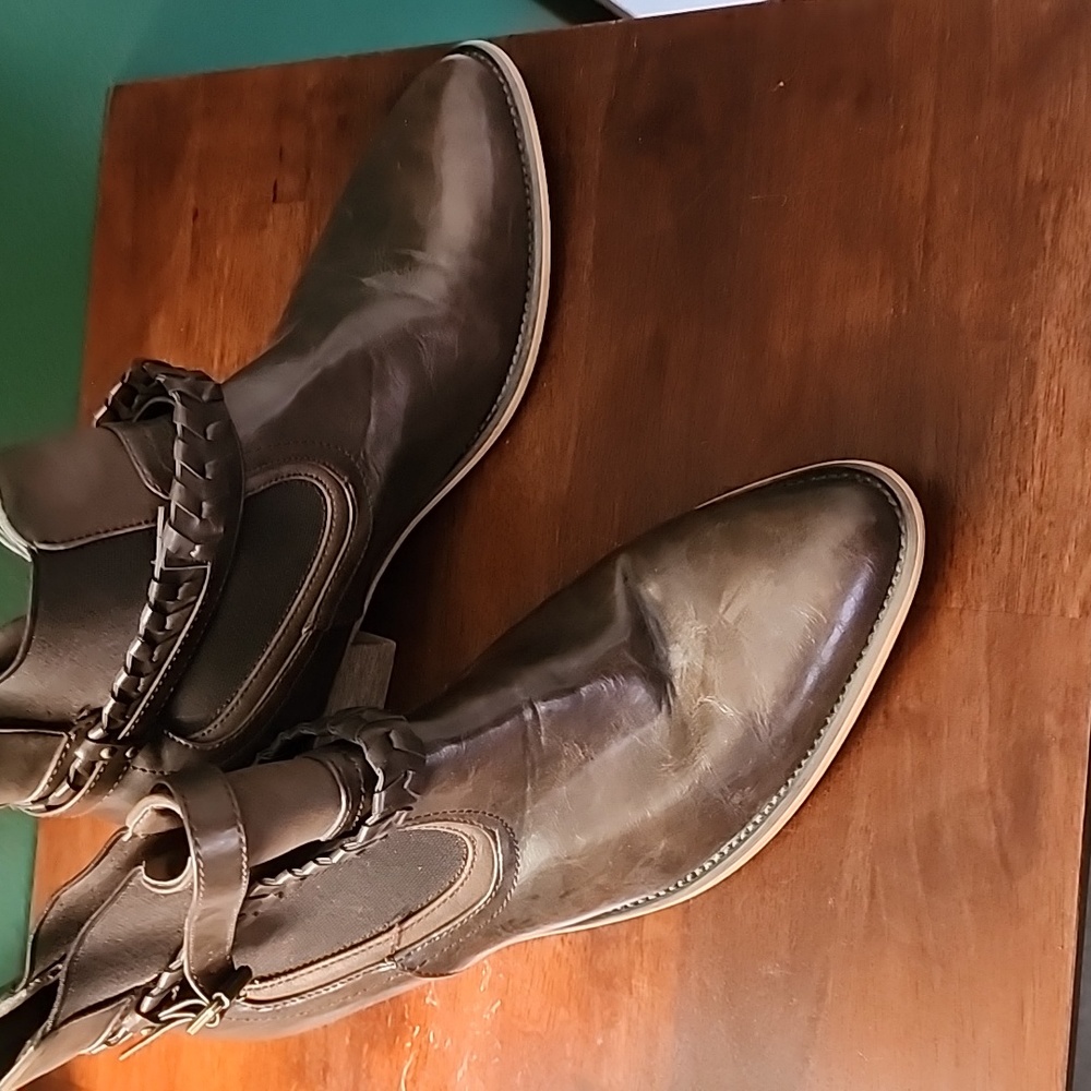 Ankle boots